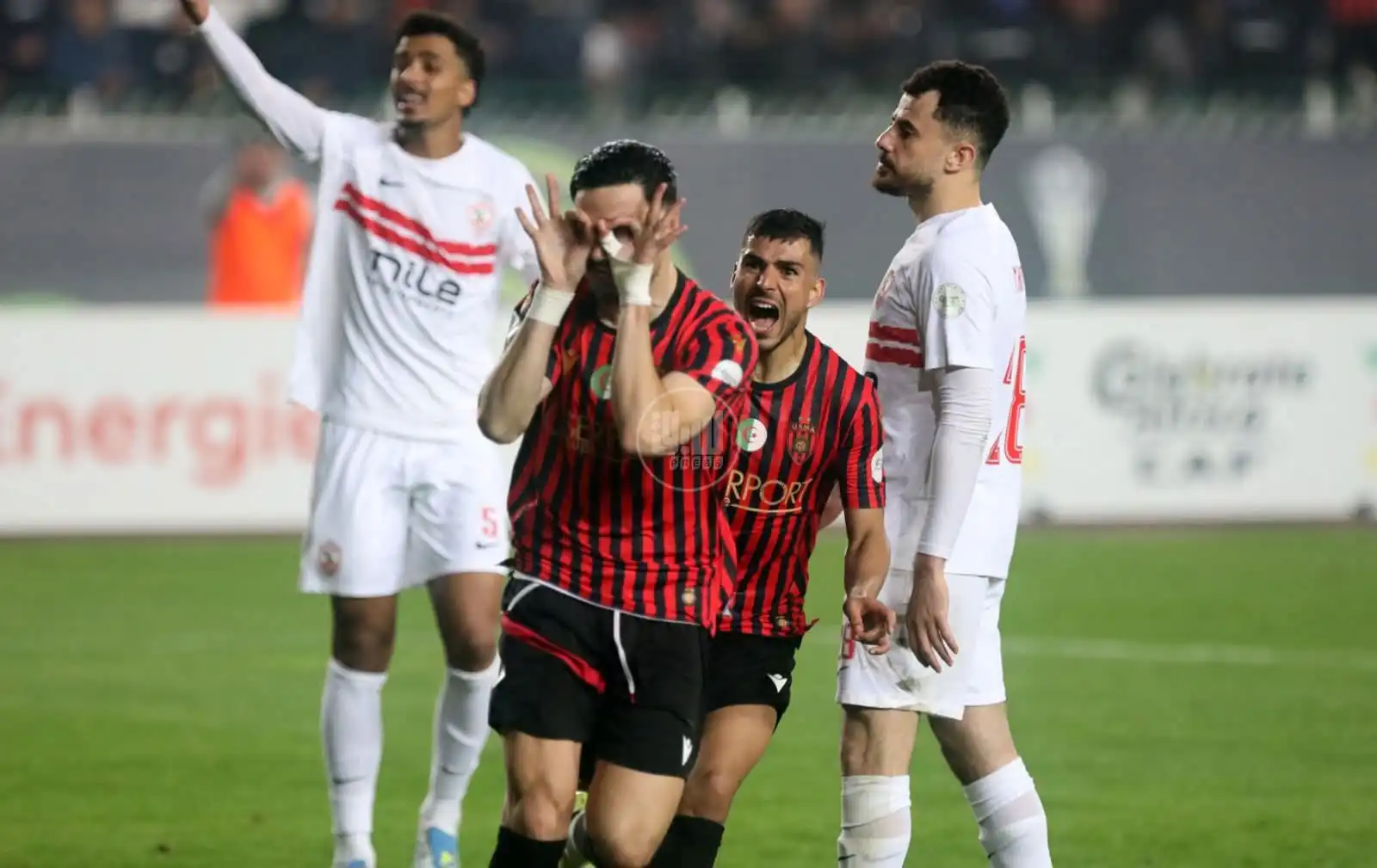 ذهاب نهائي كأس الكونفيدرالية الإفريقية